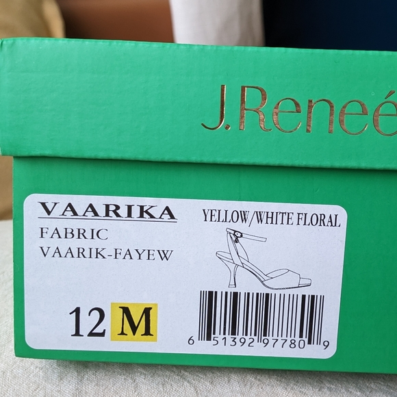 J. Reneé Floral Vaarika Heeled Sandals - Picture 9 of 10